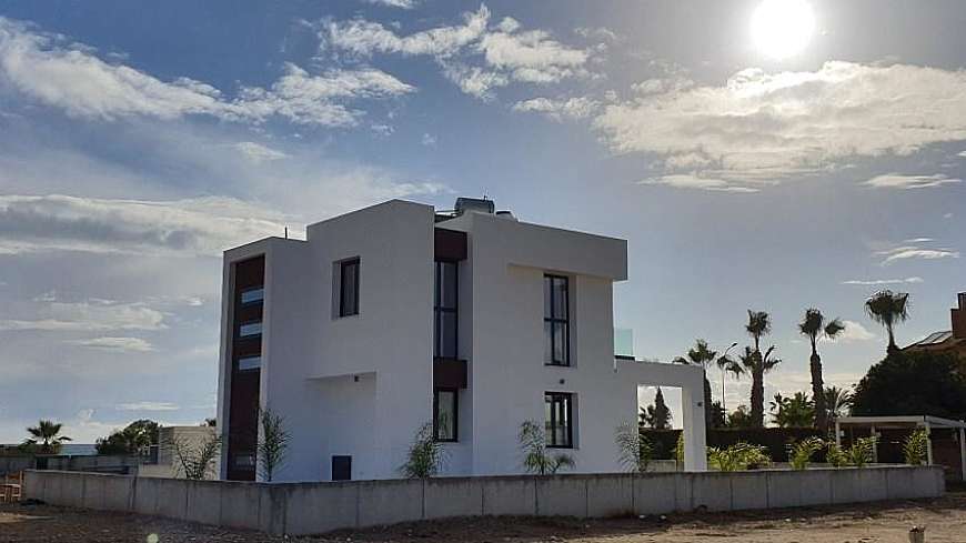 3 bdrm villas for sale/Agia Thekla