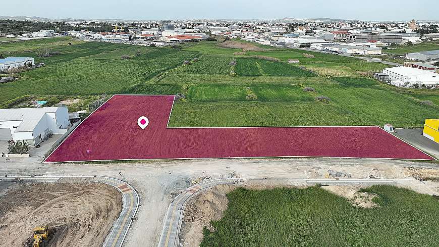 Field for sale/Aradhippou