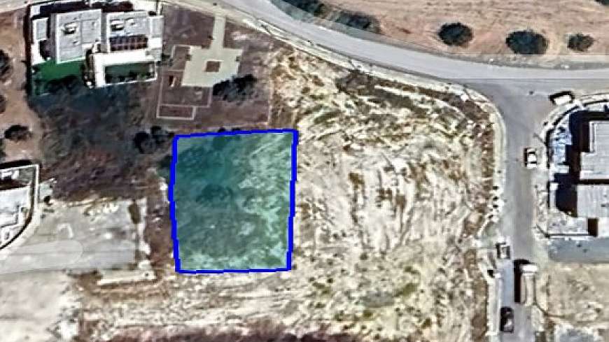 A plot of land in  Aradhippou  in Apostolos Loucas area.
