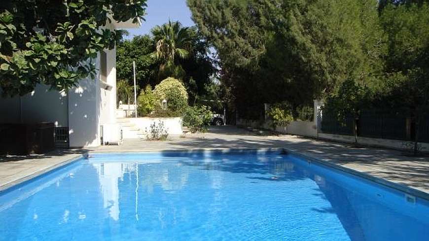 5 Bedroom Villa, Larnaca