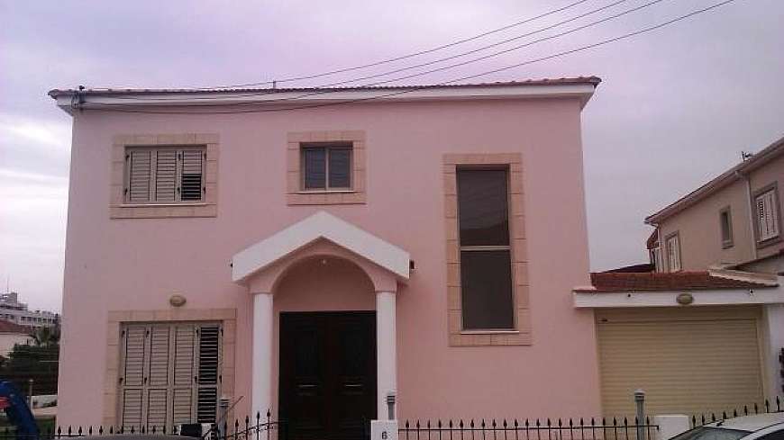 3 bedroom beautiful house situated in a prime location, on Dekelia road3 Bedroom Beautiful House, Rent, Larnaca