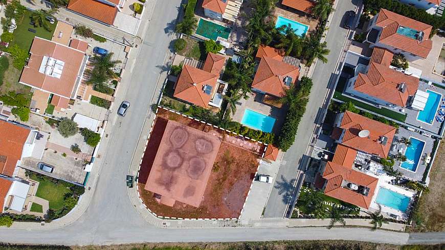 Incomplete building - Mazotos, Larnaca