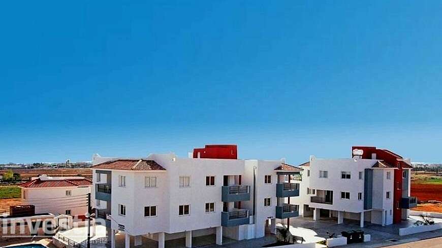 **SPECIAL OFFER** REDUCED FROM €135,000 NOW €125,000 - 2 bedroom sea view apartment in Paralimni with TITLE DEEDS