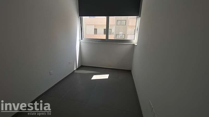 2 plus 1 bdrm apartment/Dhrosia