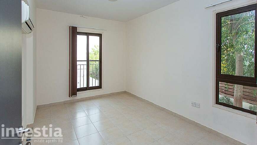 2 bdrm flat for sale/Tersefanou