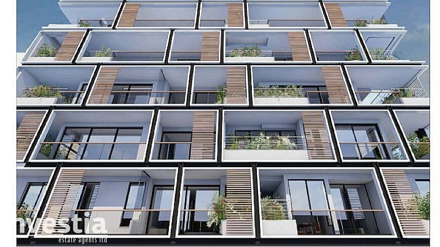 Studio apts/center