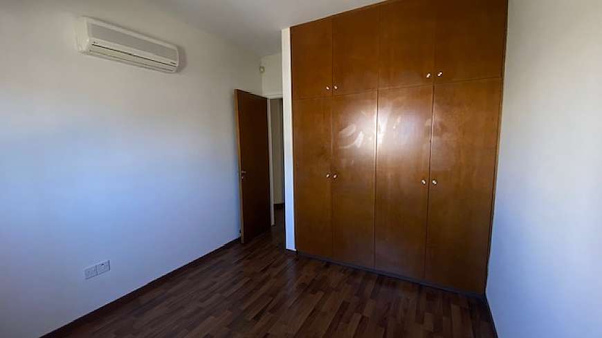 3 bdrm apartment for rent/Port area