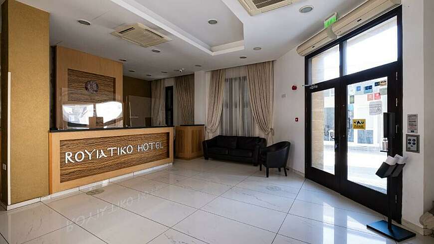 Royiatiko hotel and 3 plots in Nicosia Old Town