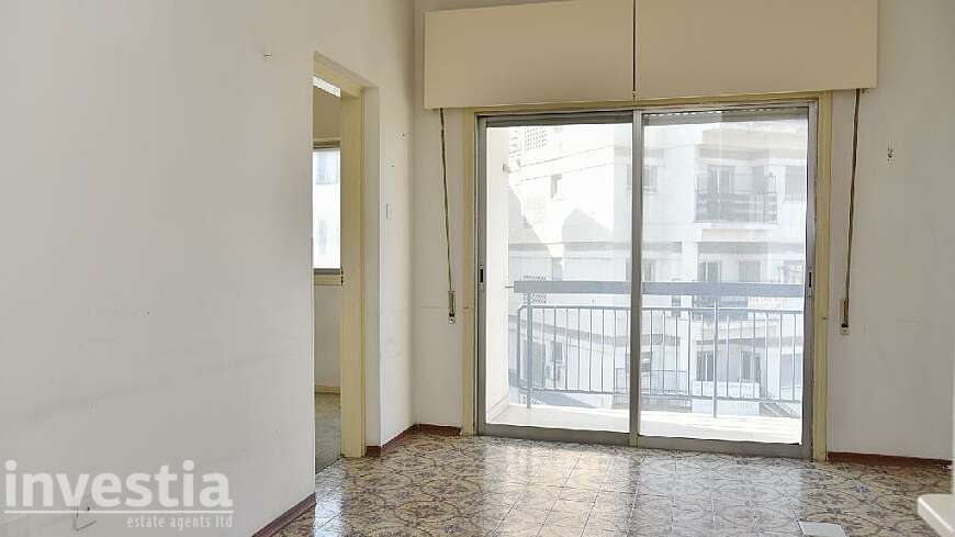 2 bdrm flat for sale/Larnaca
