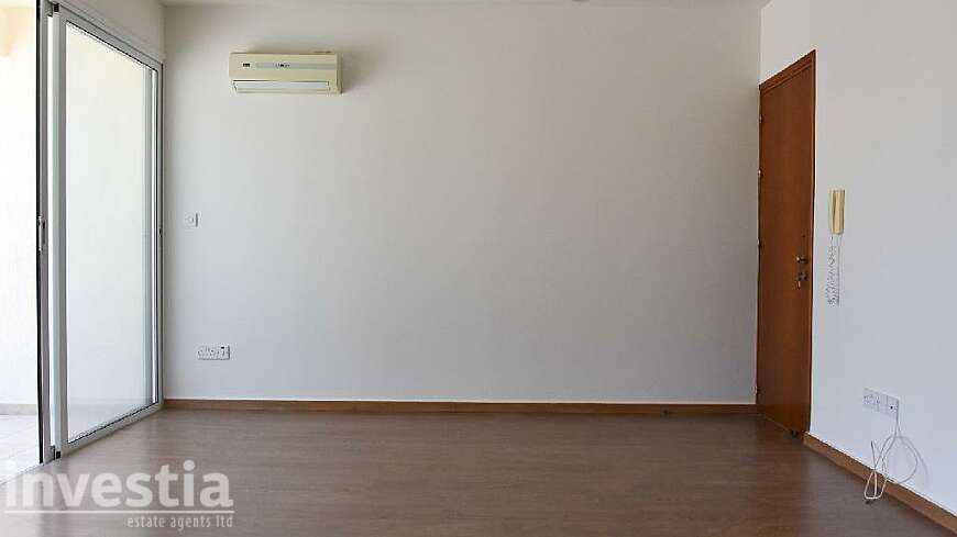 1 bdrm flat for sale/Oroclini