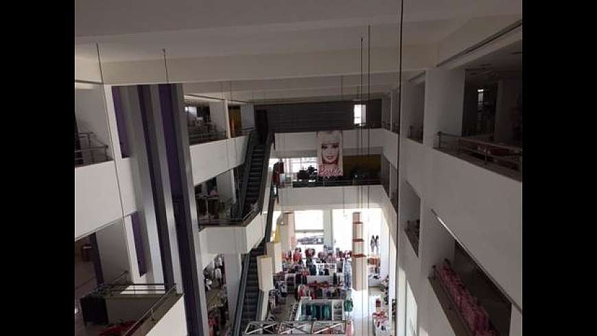 Shopping centre for sale/Larnaca