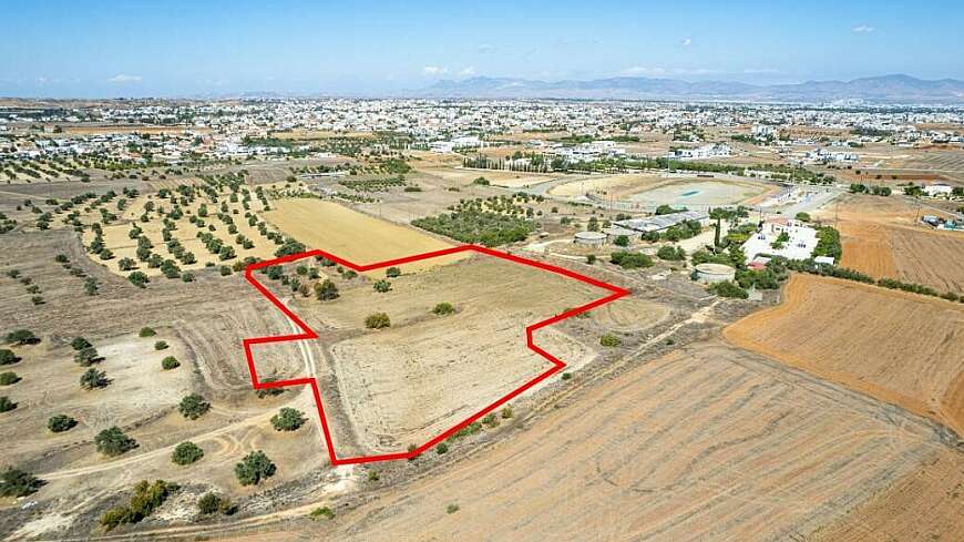 Shared residential field in Lakatameia, Nicosia