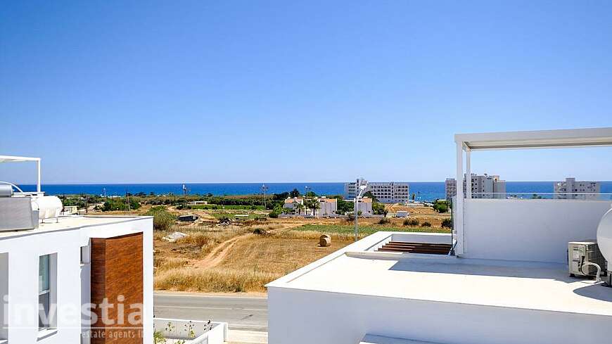 4 - 5 Bdrm houses/Protaras