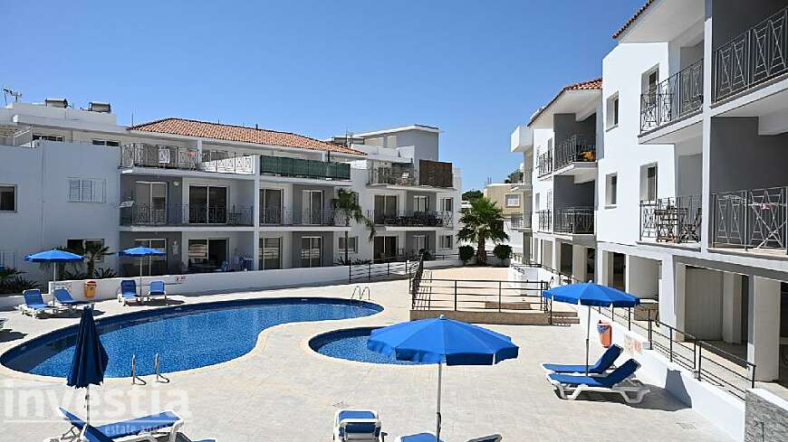 2 bdrm flat for sale/Paralimni