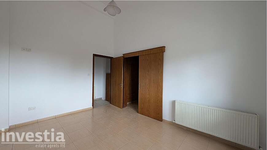Charming Ground floor house with basement, in Maroni, Larnaca