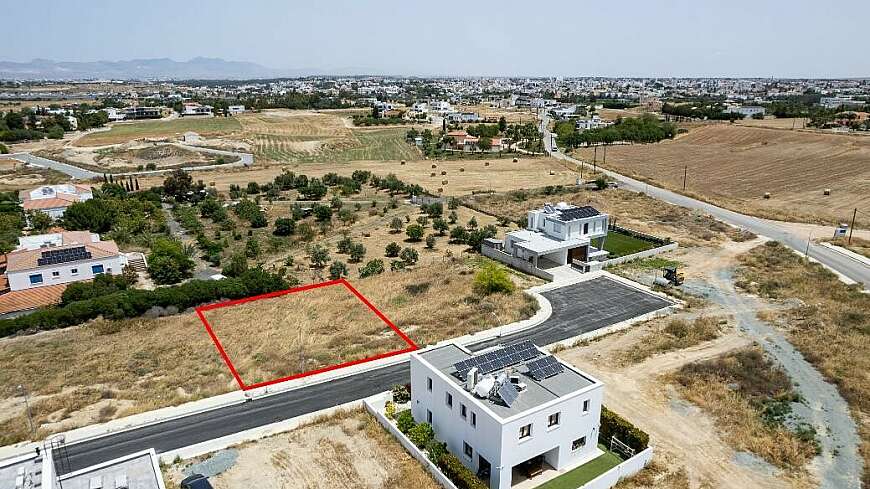 Residential plot under division in Latsia, Nicosia