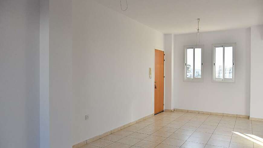 3 bdrm flat for sale/Sotiros area