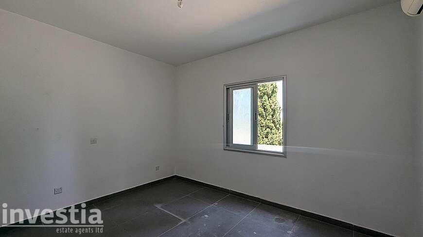 2 bdrm apartment for sale/Mazotos