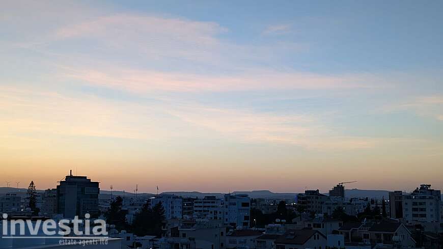 2 bdrm brand new penthouse/Dhrosia