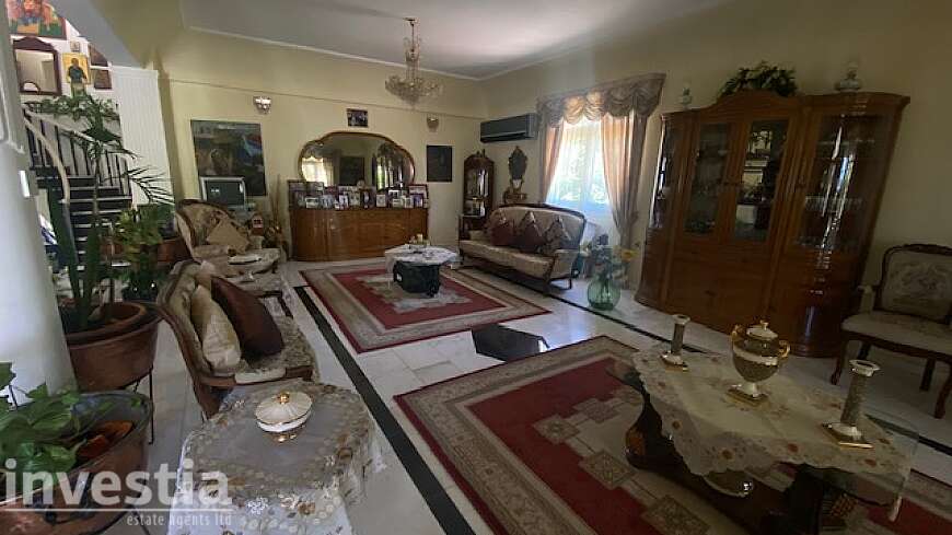 4 bdrm house for rent/Oroclini