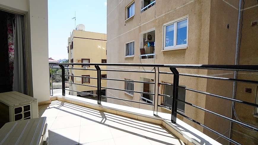 2 bdrm flat for sale/Off Griva Dhigheni