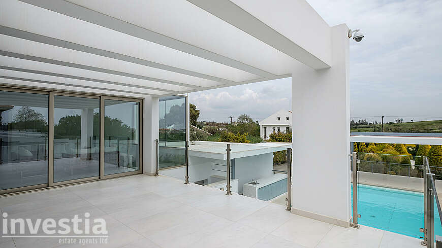 Exclusive villa/Pascal area