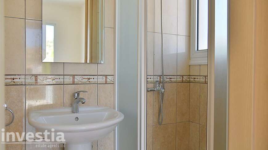 3 bdrm house for sale/Alethrico