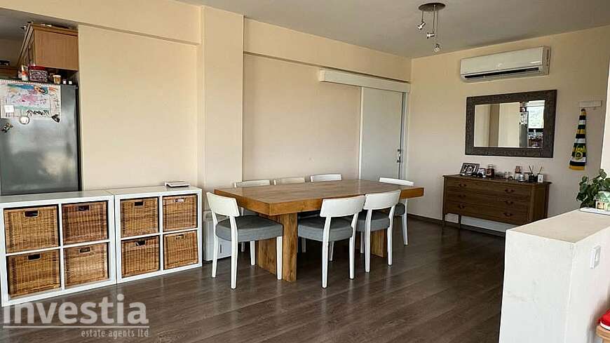 3 bdrm penthouse for rent/Kamares