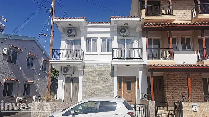 3 bdrm house/center