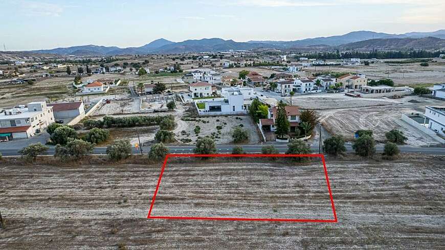 Commercial field in Lympia, Nicosia