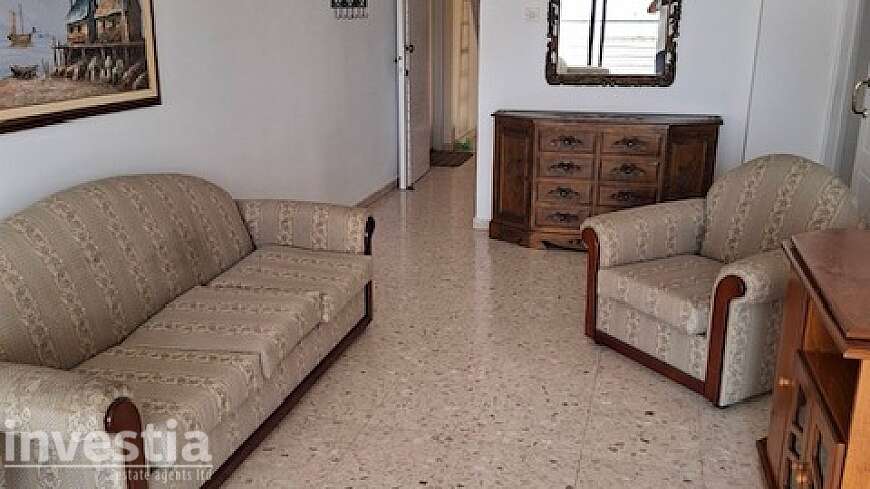 2 bdrm flat for rent/Dhrosia