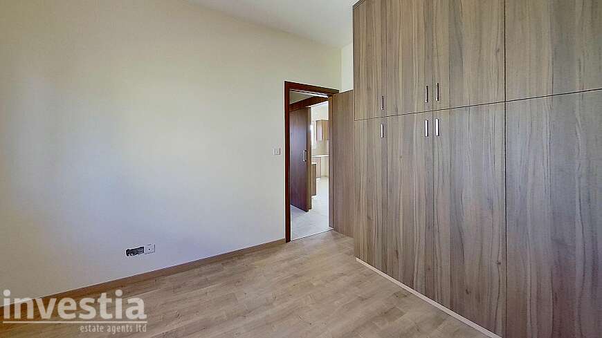 2 bdrm flat for sale/Limassol