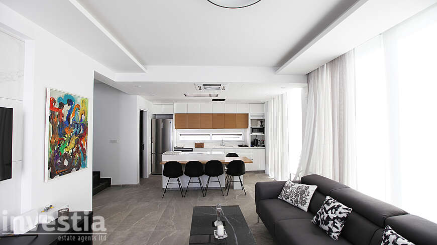 4 Bedroom Villa For Sale in Protaras