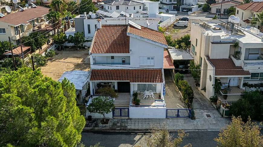 Two-storey house in Archangelos, Nicosia