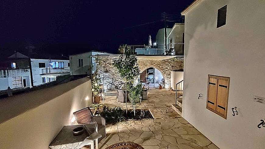 5 bdrm house for rent/Agios Theodoros