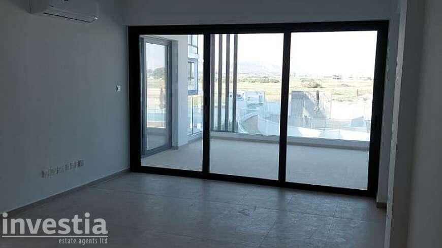 1 bdrm flat for sale/Dhekelia Road