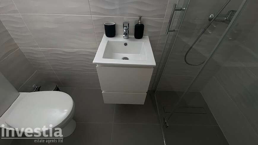 2 plus 1 bdrm apartment/Dhrosia