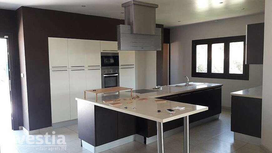 Detached House in Maroni, Larnaca