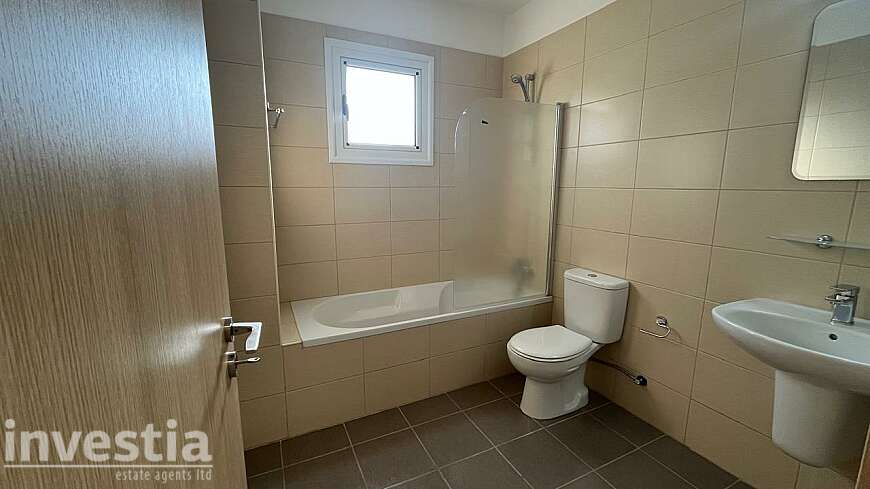 2 bdrm penthouse apts/Kiti