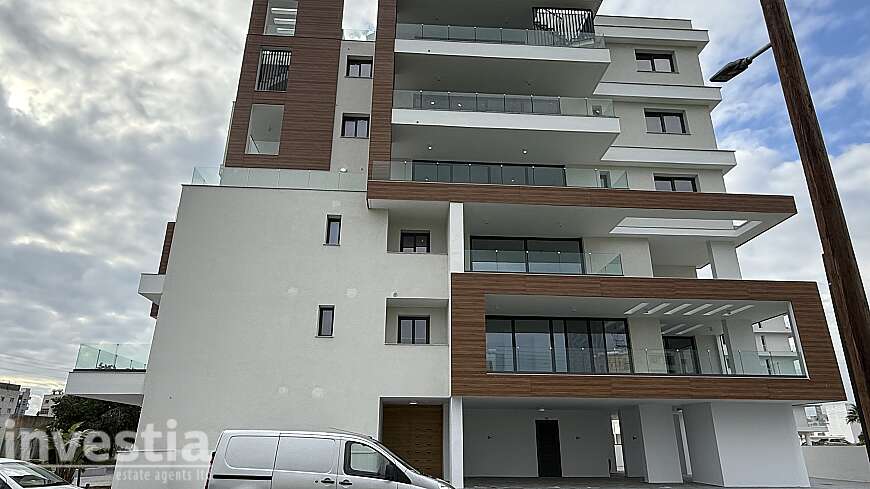 2 bdrm brand new apts/Port area