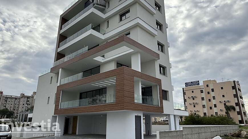 2 bdrm brand new apts/Port area