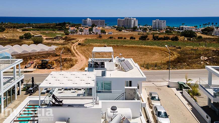 4 Bedroom Villa For Sale in Protaras