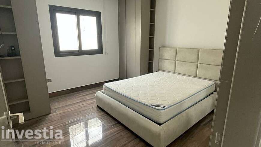 2 bdrm penthouse for sale/Larnaca centre