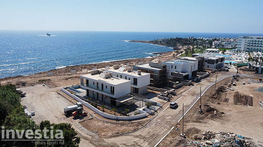 3 Bedroom Beachfront Villa in Paphos For Sale