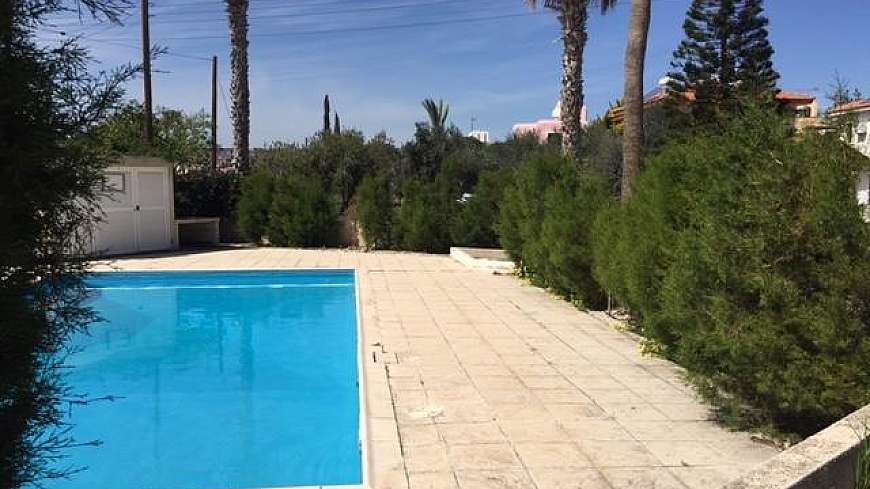3 bdrm house for rent/Dhekelia Road