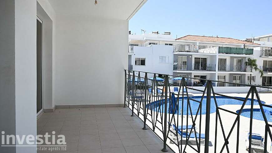 2 bdrm flat for sale/Paralimni