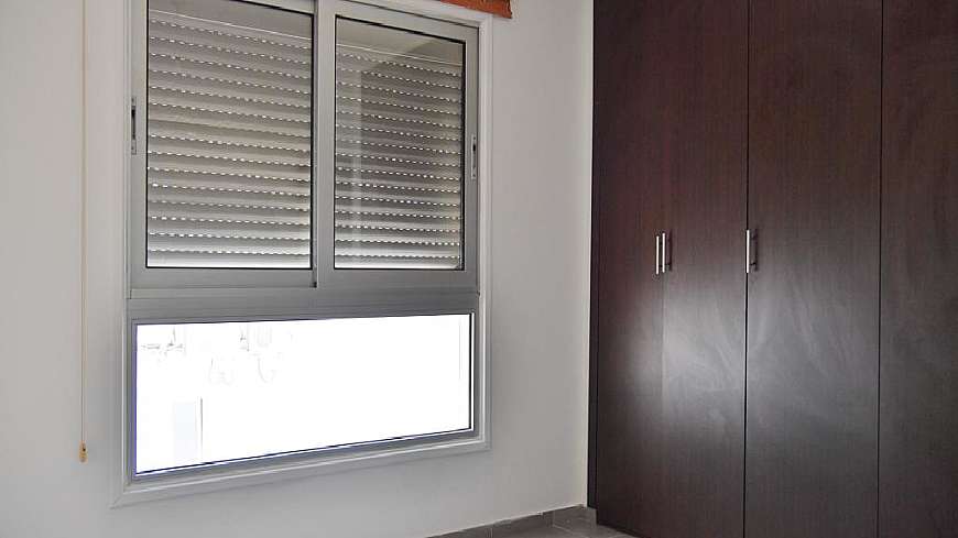 1 bdrm flat for sale/Limassol road