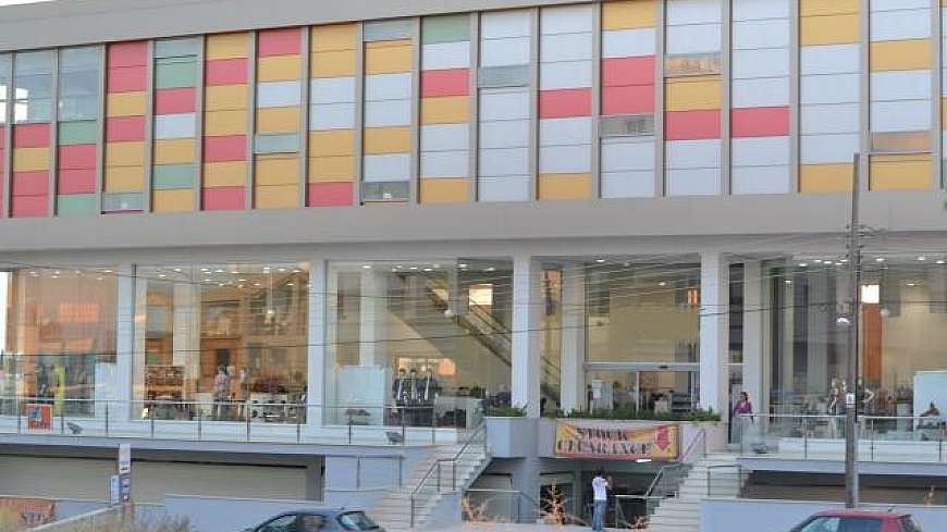 Shopping centre for sale/Larnaca