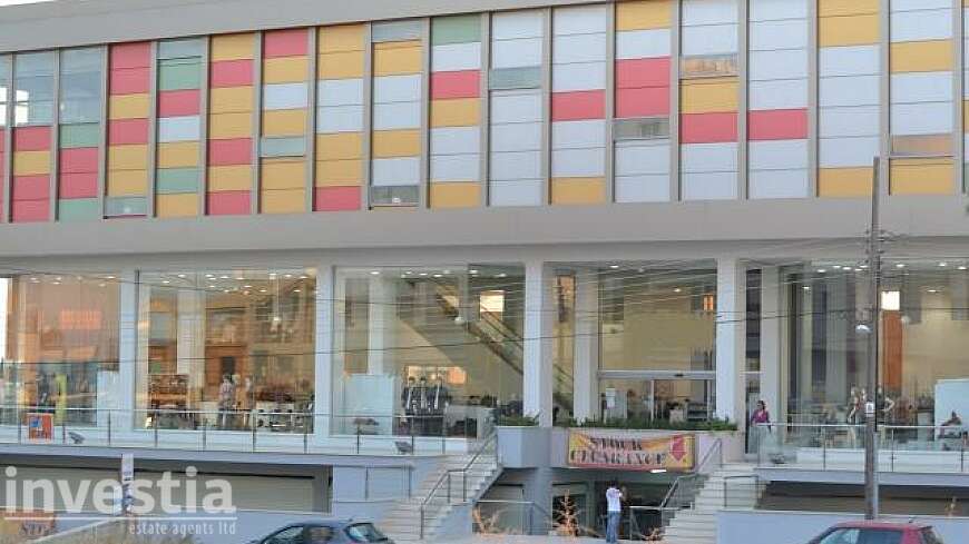 Shopping centre for sale/Larnaca