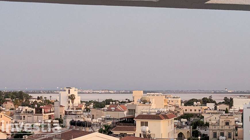 2 bdrm brand new penthouse/Dhrosia